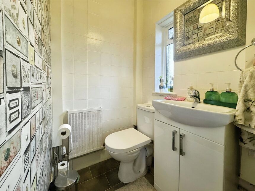 WC Cloakroom
