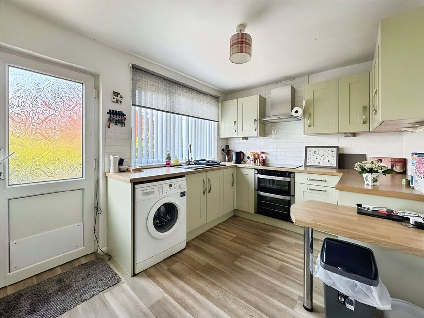 Kitchen / Breakfast Room