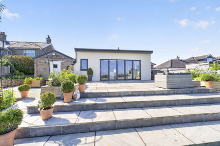 4 bedroom Detached Bungalow for sale