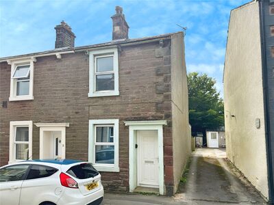 2 bedroom End Terrace House for sale