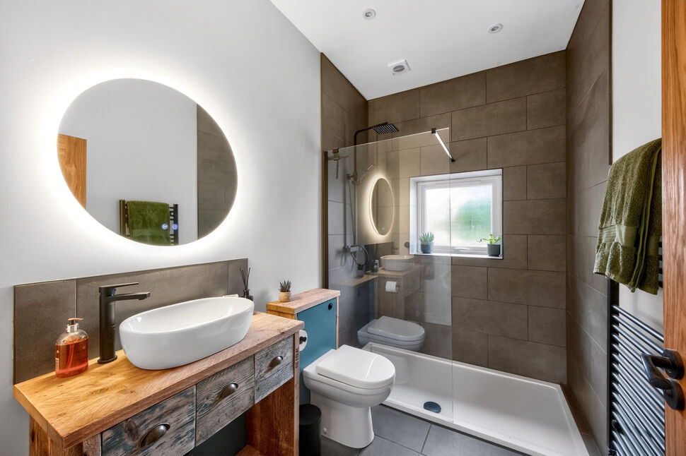 En-Suite Shower Room