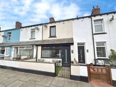 2 bedroom Mid Terrace House for sale