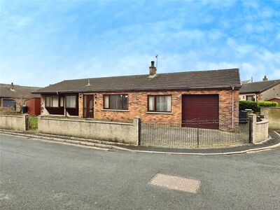 4 bedroom Detached Bungalow for sale