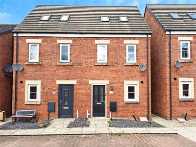 3 bedroom End Terrace House to rent