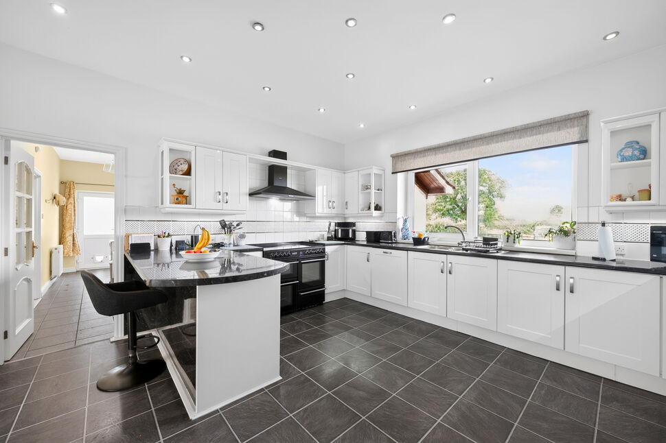 Kitchen / Breakfast