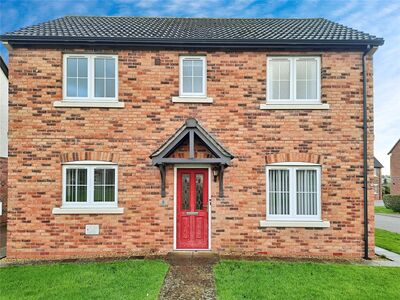 3 bedroom Detached House to rent