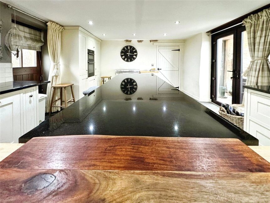 Kitchen / breakfast room