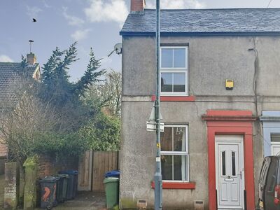 Strand Terrace, 2 bedroom End Terrace House to rent, &pound;650 pcm