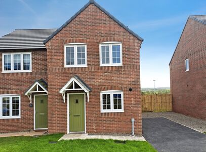 Lakeland View, 3 bedroom Semi Detached House to rent, &pound;900 pcm