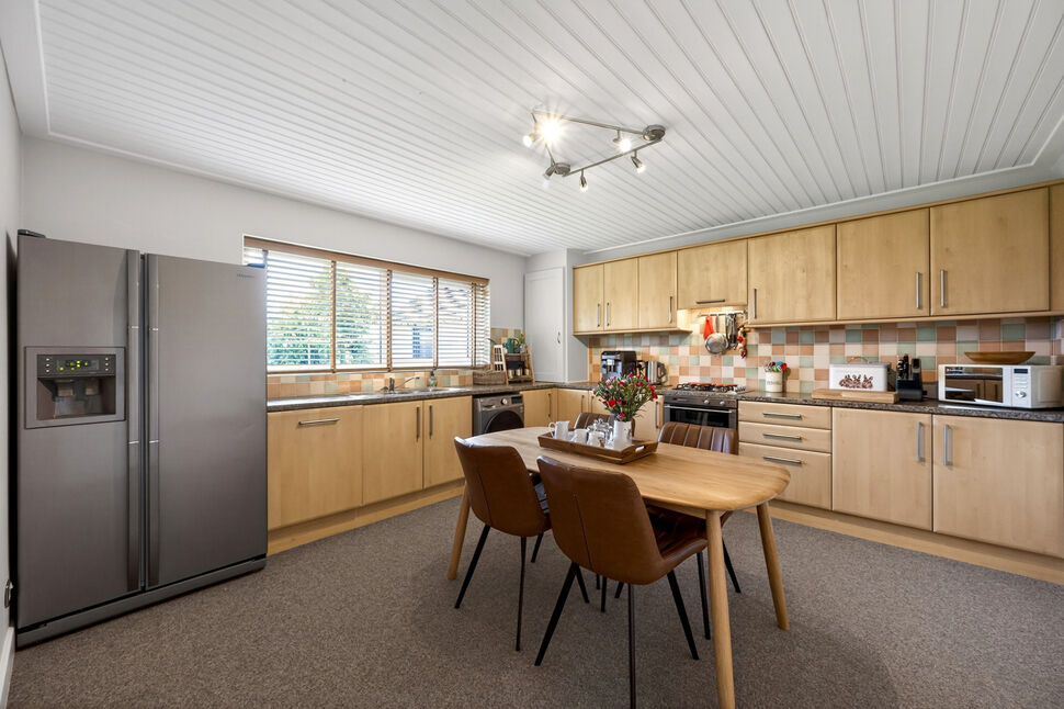 Kitchen / Breakfast Room