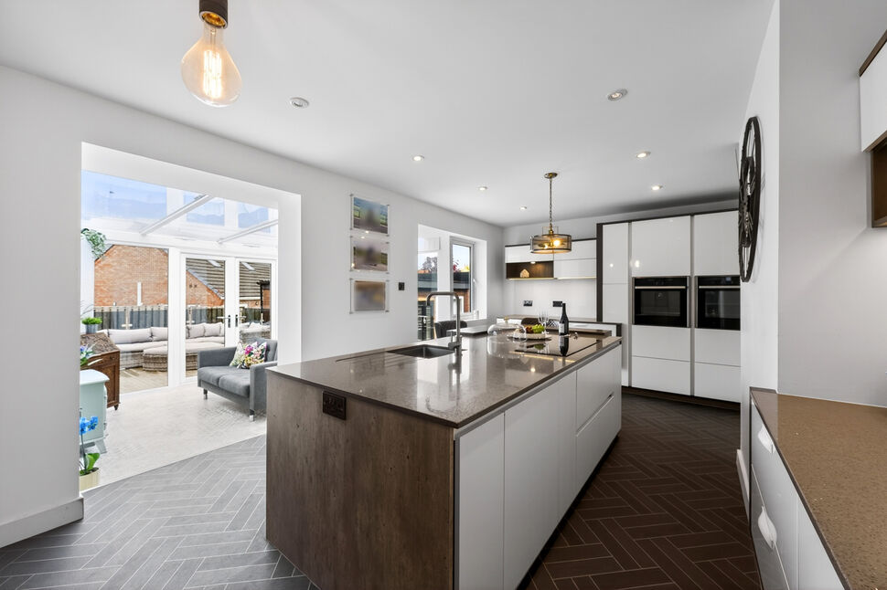 Kitchen / Breakfast Room