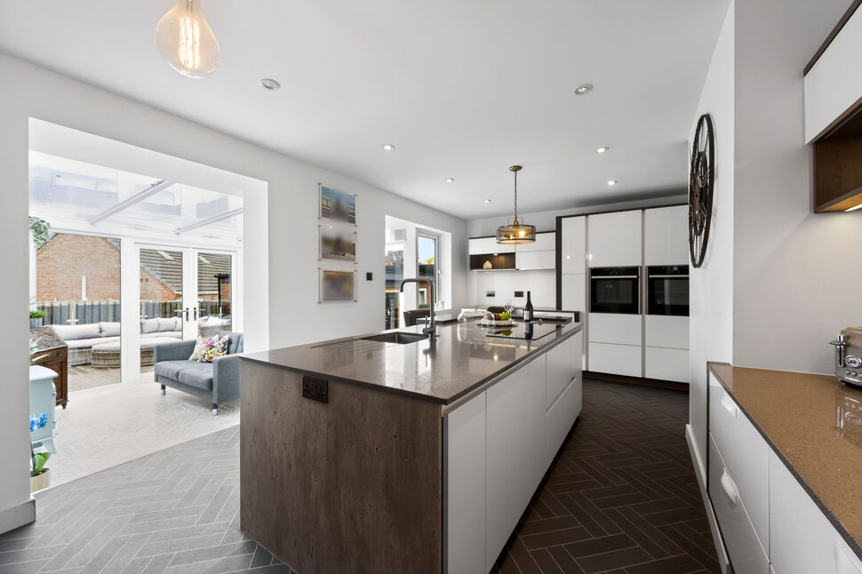 Kitchen / Breakfast Room