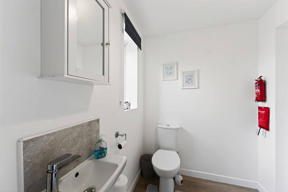 WC Cloakroom