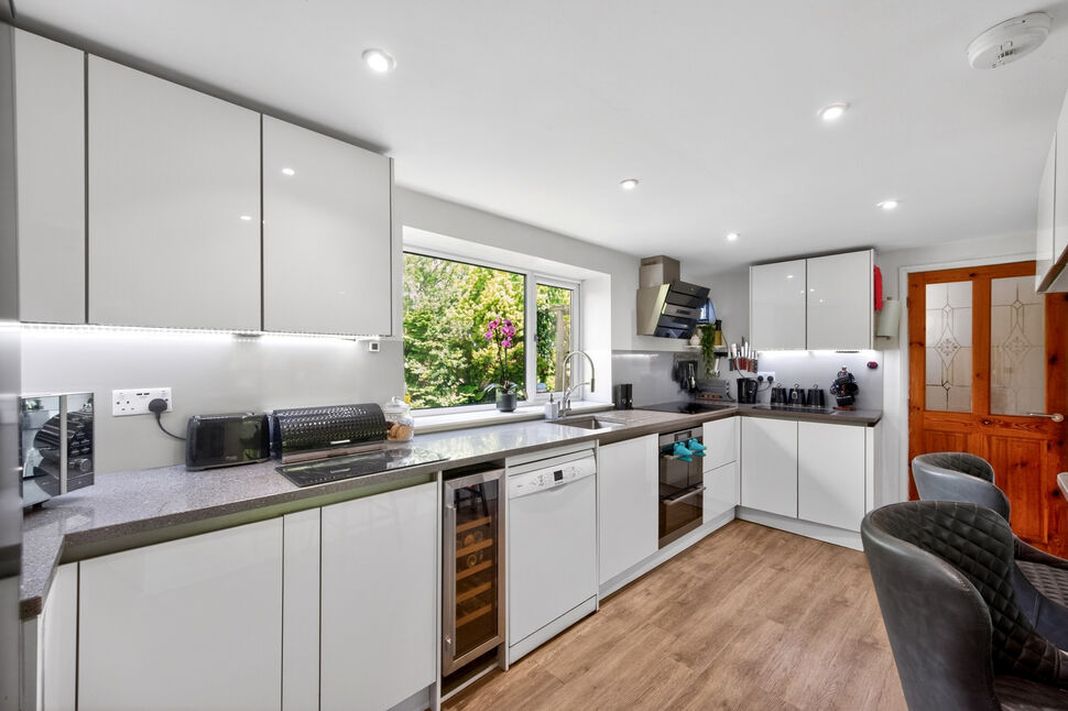 Kitchen / Breakfast Room