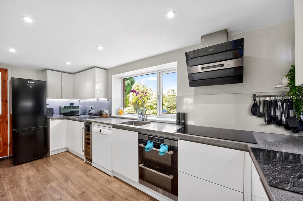 Kitchen / Breakfast Room