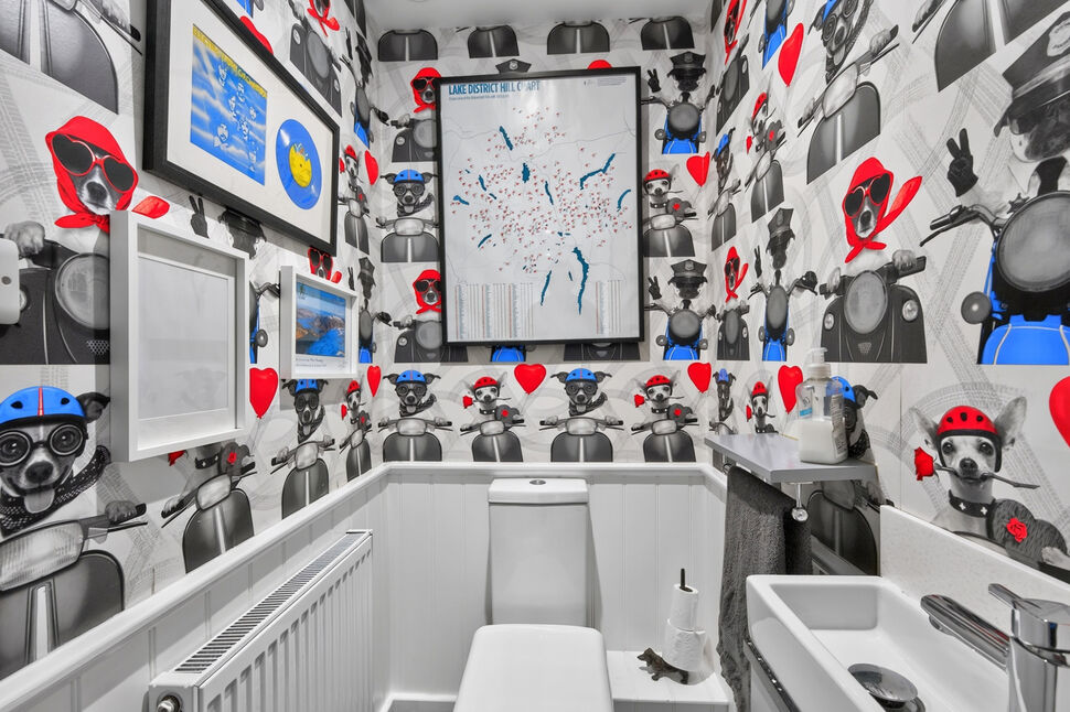 WC Cloakroom