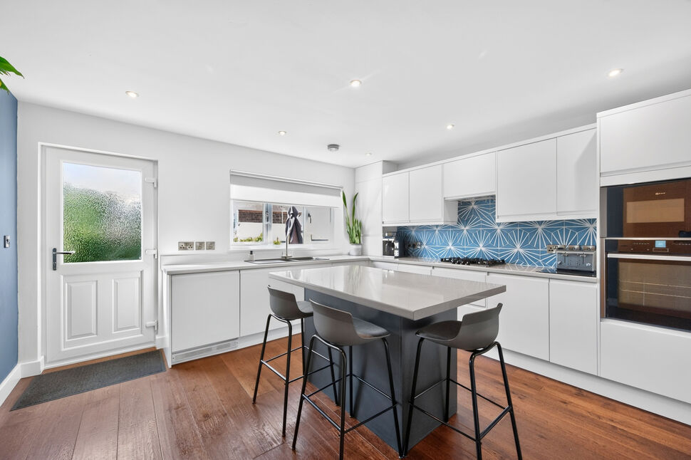 Kitchen / Breakfast Room