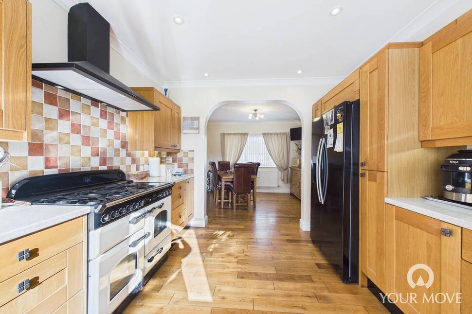 Kitchen / Dining Room