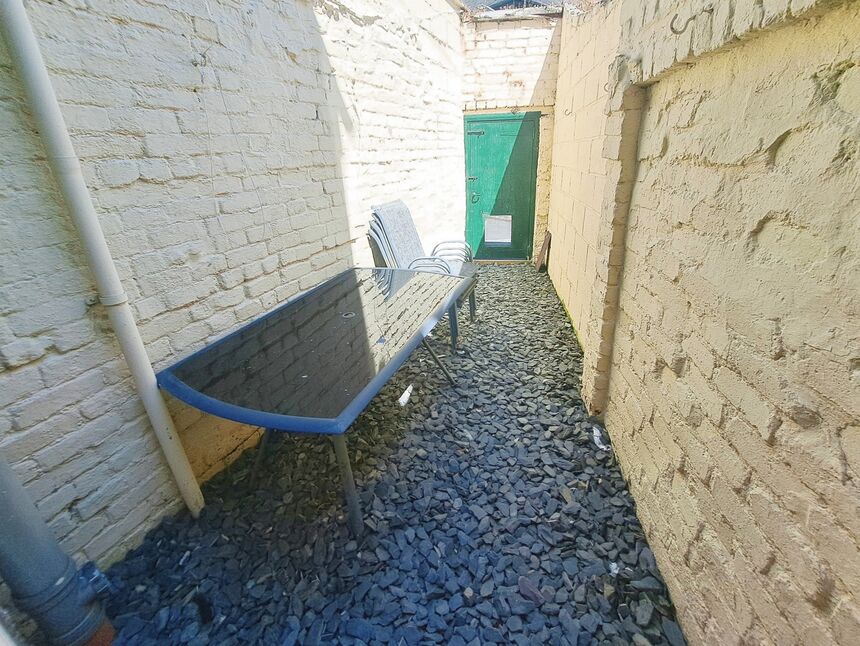 Image 11