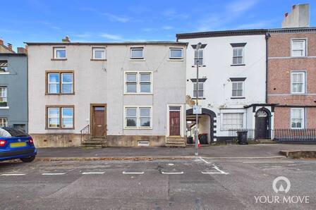 4 bedroom Mid Terrace House for sale