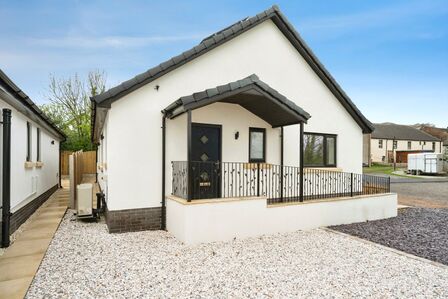 Laurel Terrace, 2 bedroom Detached Bungalow to rent, &pound;1,100 pcm