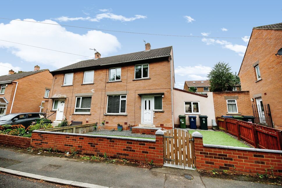 2 bedroom End Terrace House for sale, Dunns Way, BlaydononTyne, NE21