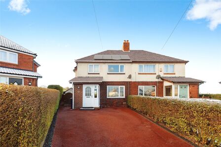 The Crescent, 3 bedroom Semi Detached House for sale, £195,000