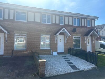 Murray Crescent, 2 bedroom Mid Terrace House to rent, &pound;795 pcm