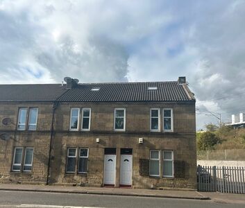 Glasgow Road, 1 bedroom Flat to rent, &pound;550 pcm
