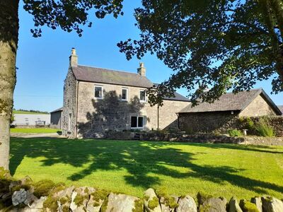4 bedroom Detached House to rent