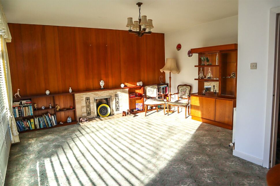 3 bedroom Detached House for sale, Kennedy Street, Wishaw, ML2 £190,000