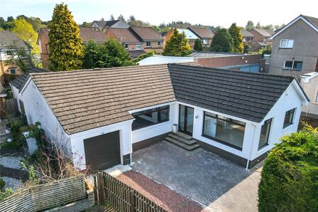 Kitchener Street, 5 bedroom Detached Bungalow for sale, £295,000