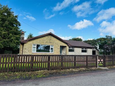 Cockridge Road, 3 bedroom Detached Bungalow to rent, &pound;1,400 pcm
