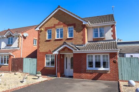 South Line View, 4 bedroom Detached House for sale, &pound;262,500