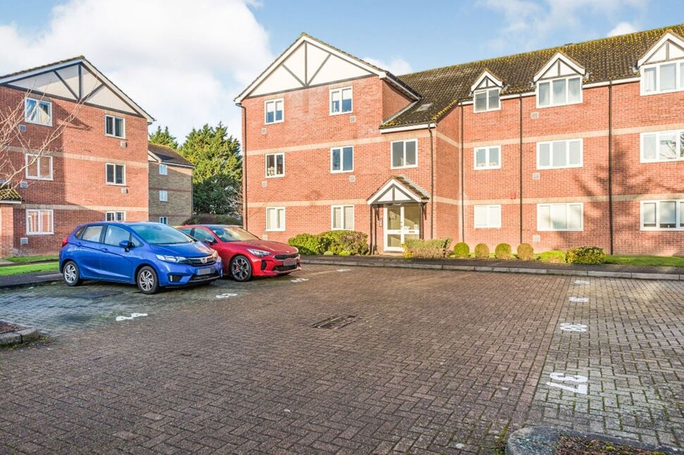 Main image of 2 bedroom Flat to rent, 1 Primrose Close, Wallington, Surrey, SM6