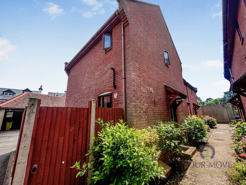 2 bedroom End Terrace House for sale