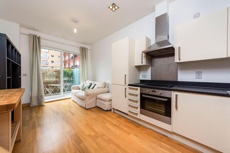 1 bedroom  Flat to rent
