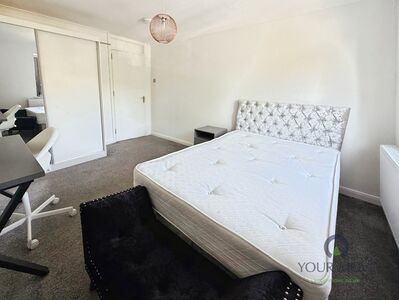 1 bedroom Detached Property to rent