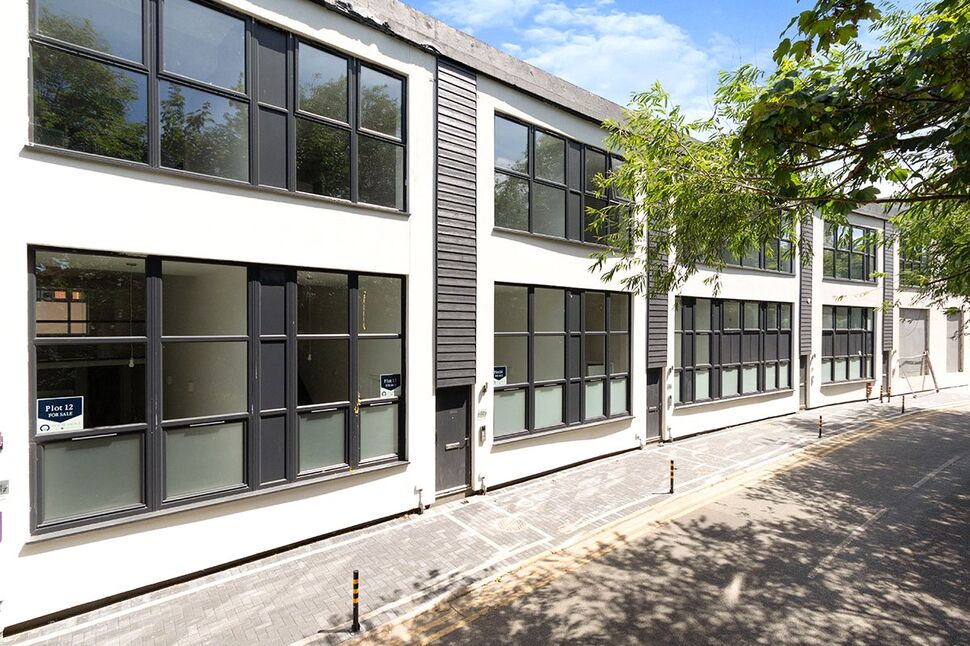 Main image of 1 bedroom Flat for sale, Vulcan House, Restmor Way, Wallington, SM6