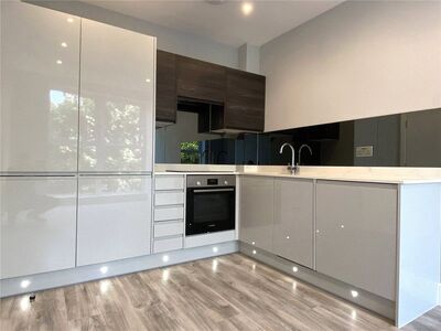 1 bedroom  Flat for sale