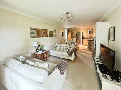 2 bedroom  Flat for sale
