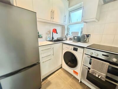 1 bedroom  Flat to rent