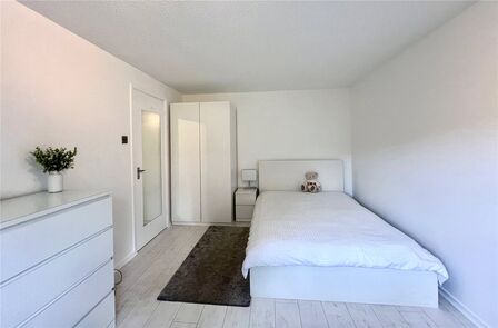 Semi Detached Room to rent