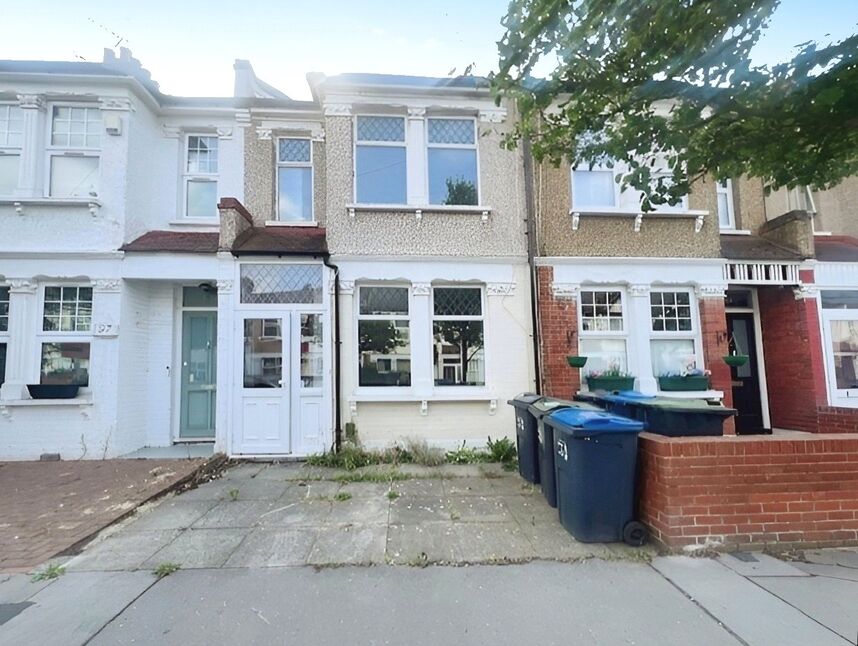 Main image of 3 bedroom Mid Terrace House to rent, Dalmally Road, Croydon, CR0