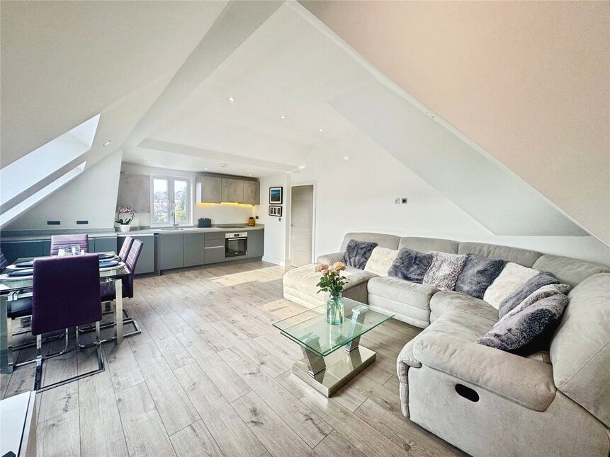 Main image of 1 bedroom  Flat for sale, Hartley Down, Purley, CR8