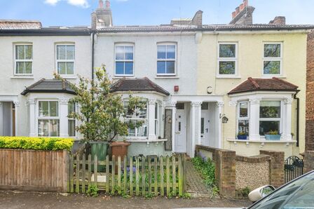 Mellows Road, 4 bedroom Mid Terrace House for sale, &pound;530,000