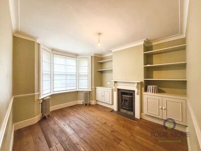 Mellows Road, 4 bedroom Mid Terrace House for sale, &pound;460,000