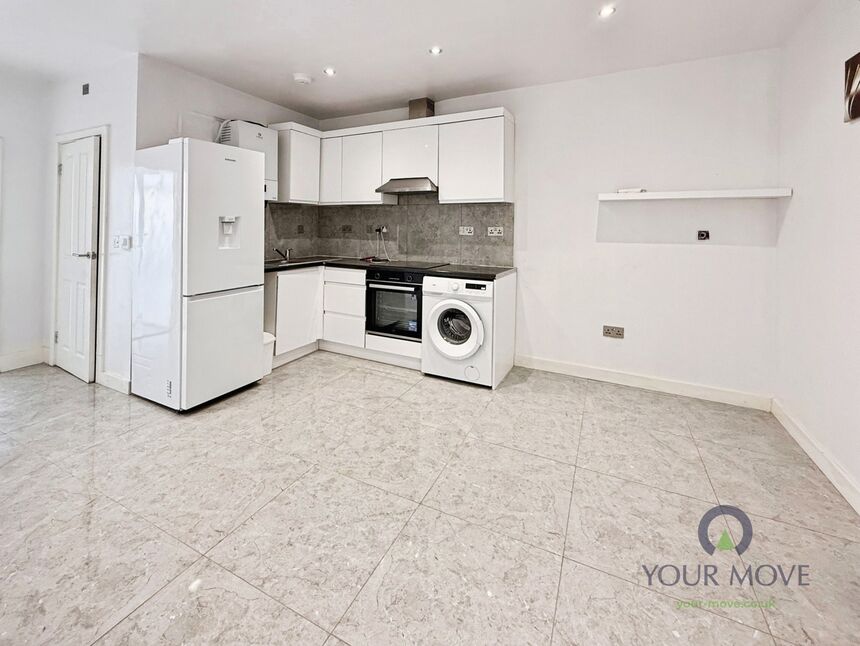 Main image of 2 bedroom Flat to rent, Croydon Road, Beddington, Croydon, CR0