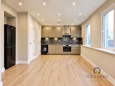 North End, 1 bedroom Flat to rent, &pound;1,375 pcm