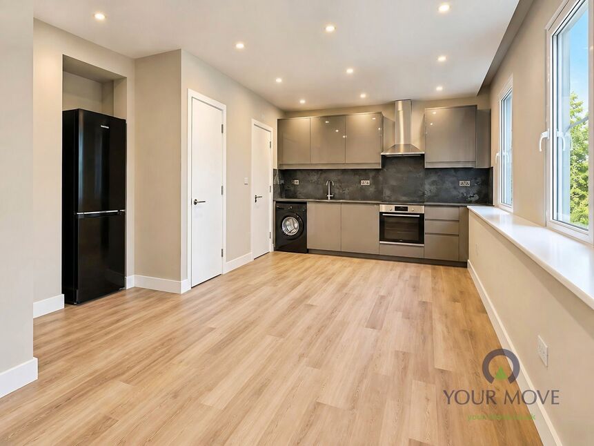 Main image of 1 bedroom Flat to rent, North End, Croydon, CR0